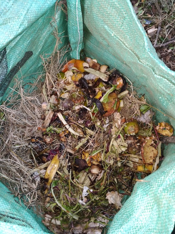 Crop residues and organic farm waste
